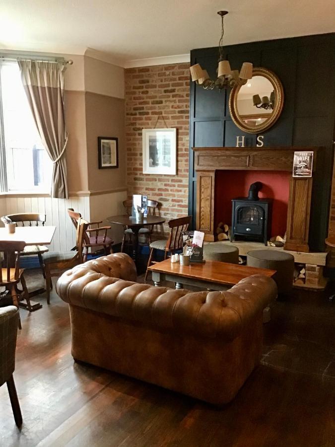 The Holystone Bar & Restaurant Hotel Forest Hall Exterior foto